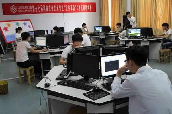 大學“單身率”最高的4個專業(yè) 男女比例失調(diào)，校園愛情去哪兒了？
